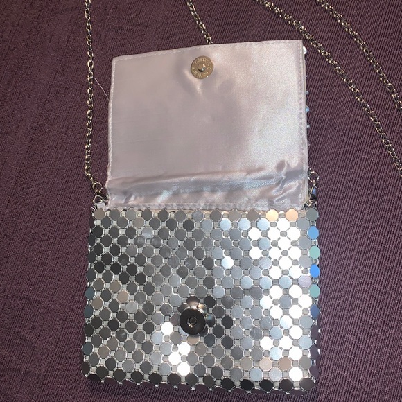 Beautiful Sparkly Silver Rhinestone Clutch Purse Shoulder Bag NWOT - Picture 6 of 10
